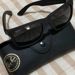 Raybans Authentic