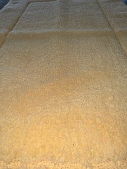 Liz Claiborne Signature Ultra Plush Bath Rug 21x34 Golden Sunrise Yellow New