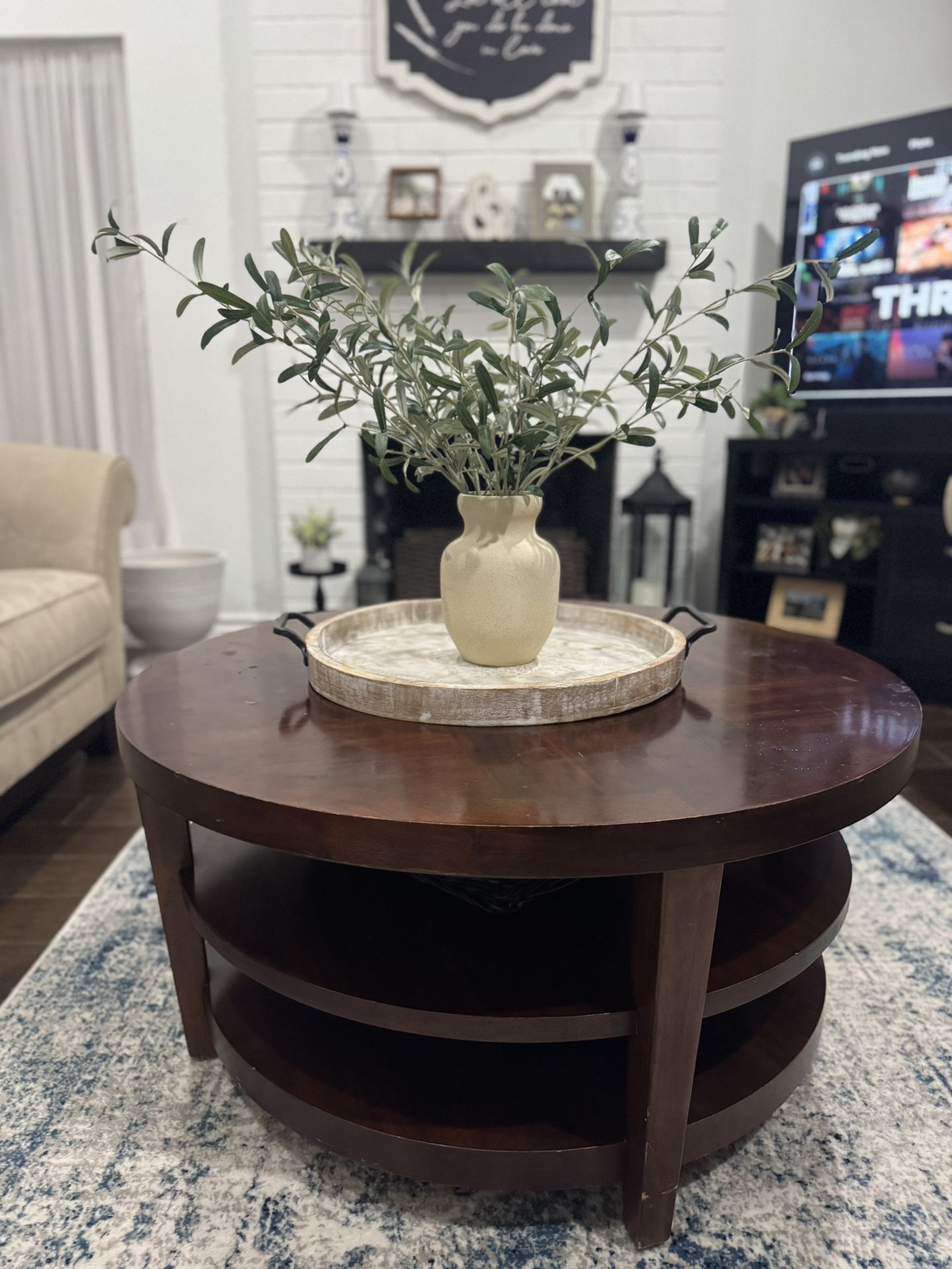 Round Cherrywood coffee Table