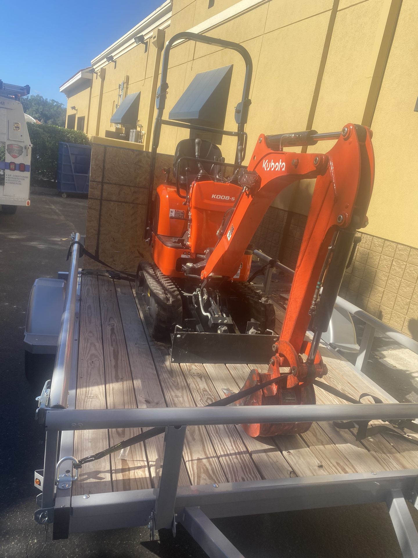 Mini Excavator Rent