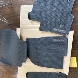 GMC SIERRA 2023 3500 HD Carpet Floor Mats 