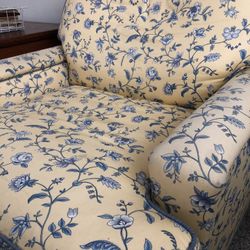 Living Room Chairs
