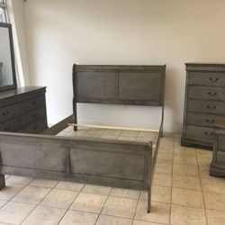 $999 - King bed frame, dresser and mirror / Brand New 