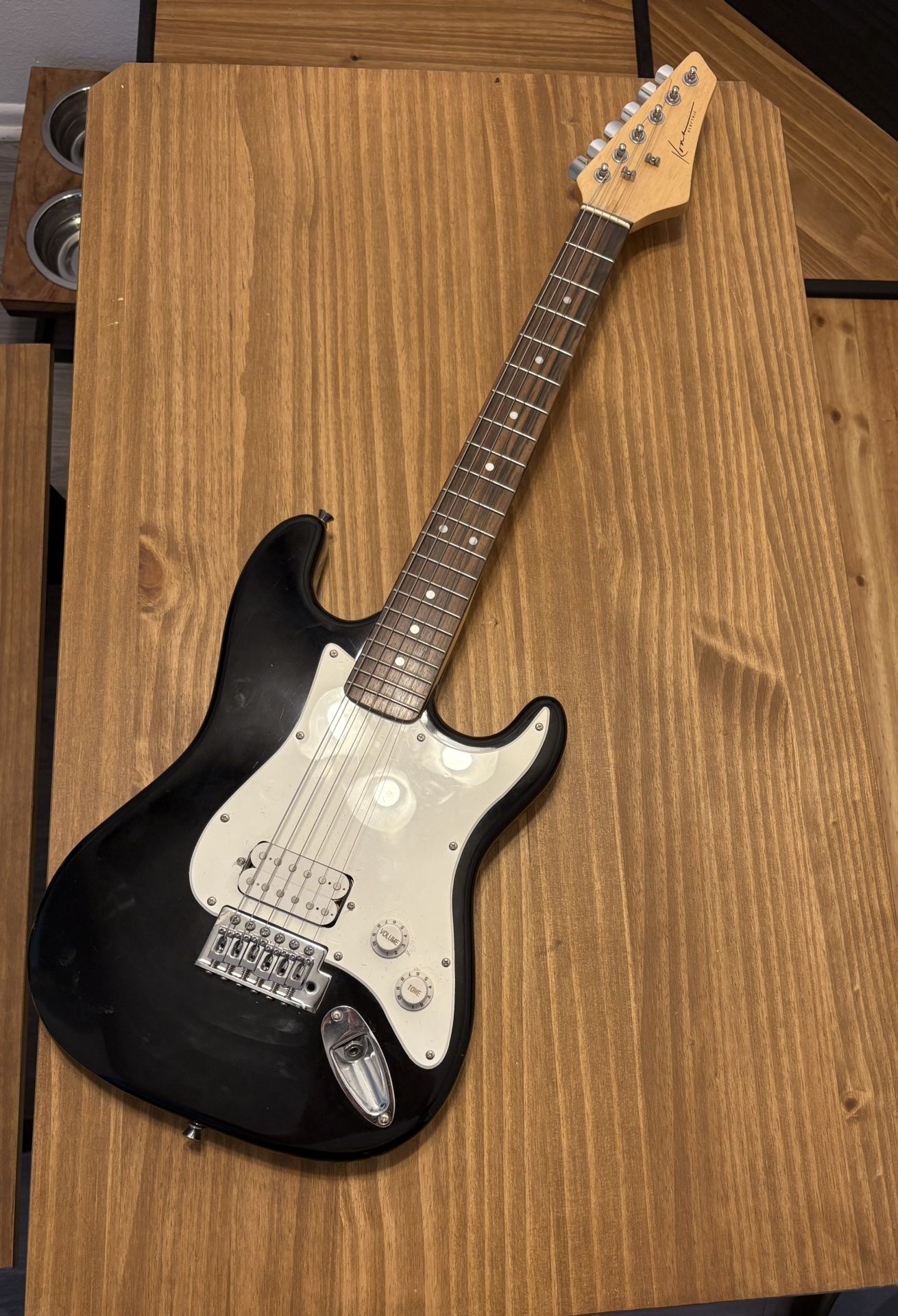 Kona Electric Guitar Black Finish 6-String Right-Handed Stratocaster Style