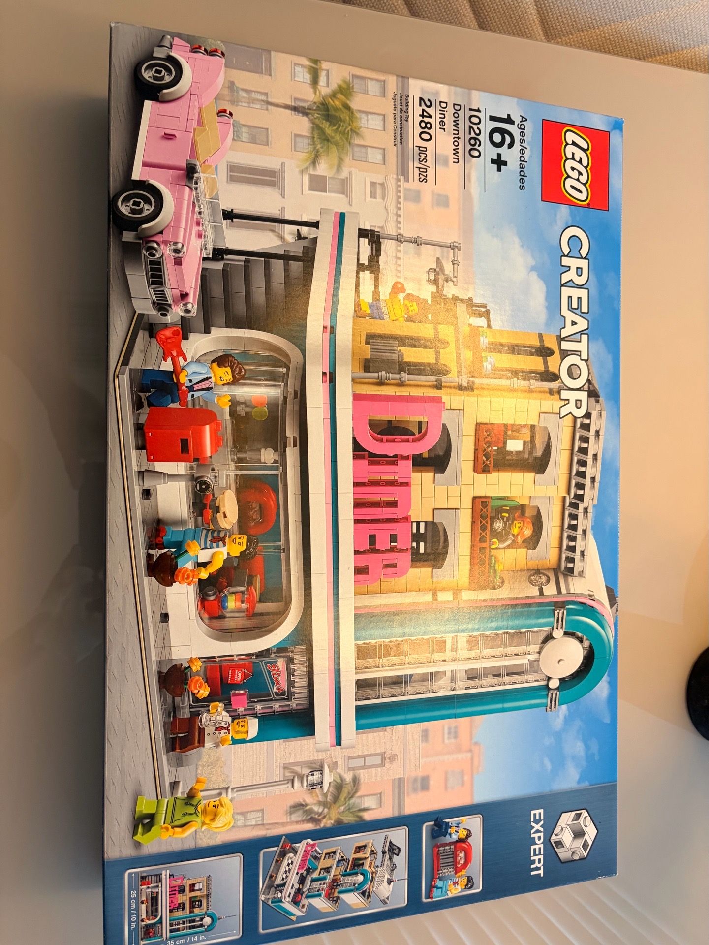 Lego Downtown Diner