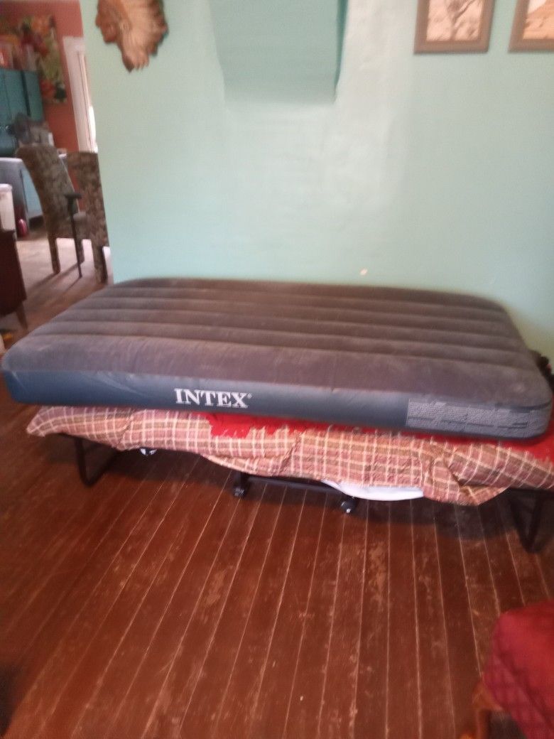 Pancay Intex Air Mattress
