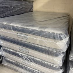 QUEEN PILLOW TOP 12” NEW FOAM MATTRESS END OF YEAR CHRISTMAS CLEARANCE 