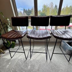 Set of Iron Frame Bar Stools – Super Comfortable
