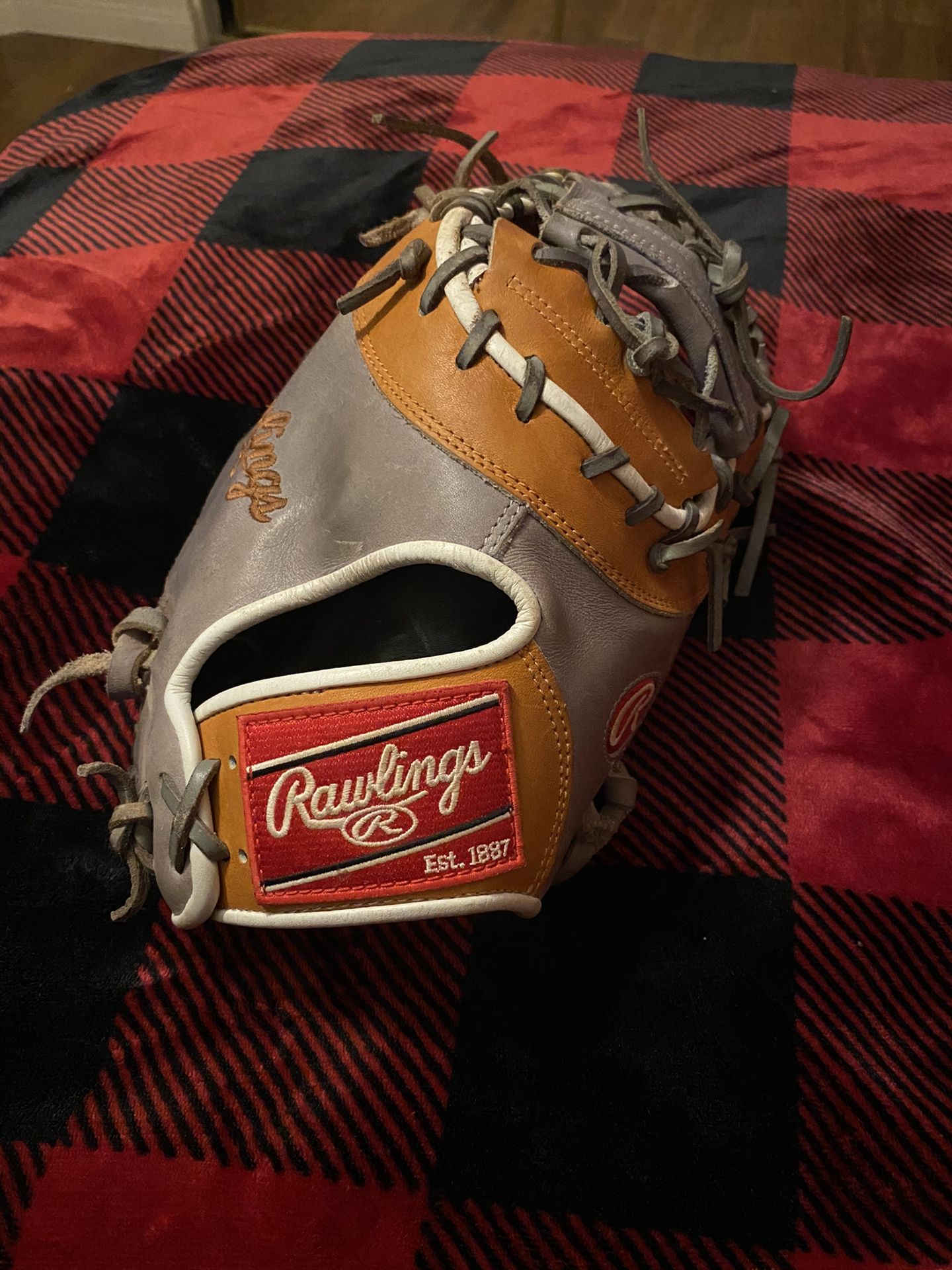 Rawlings Heart Of The Hide First Base Glove