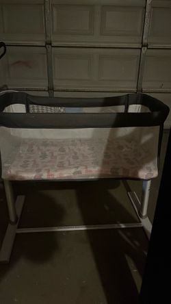 Baby bassinet In new condition