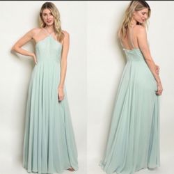 (XS) NWT Sage Green Halter Neck Lace Formal