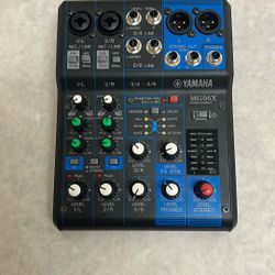 Yamaha MGO6X mixing council