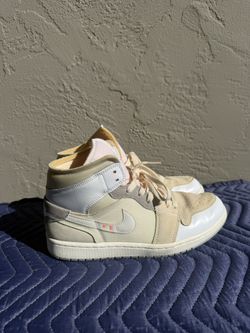 Air Jordan 1 Mid SE “INSIDE OUT”– Guava Ice