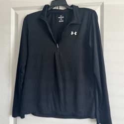 Under Armor long sleeve black zip top 