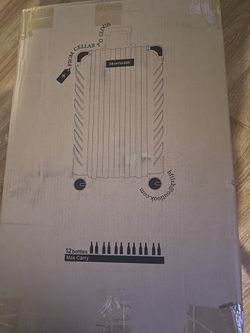 Wine Suitcase for Airplanes 12 Bottle