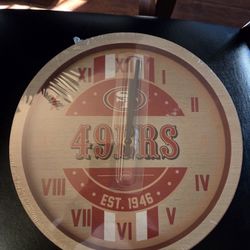49ers Barrel Clock