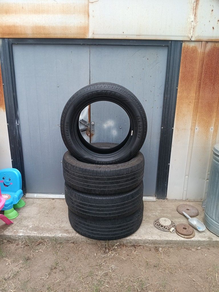 Goodyear Reliant 225/60/17