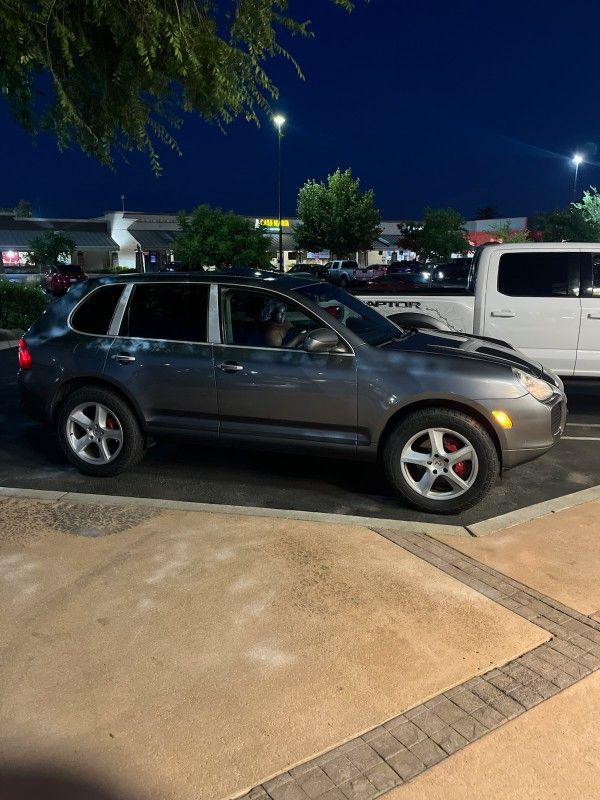 2005 Porsche Cayenne