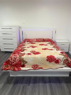 Bedroom set
