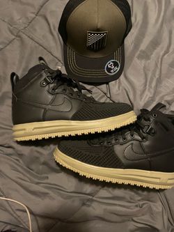 Nike duck boots
