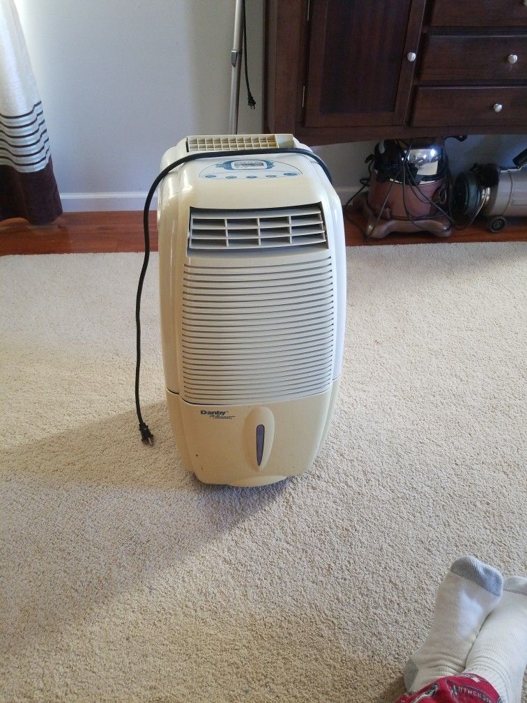 Dehumidifier 50pt Plus heater - Quiet -