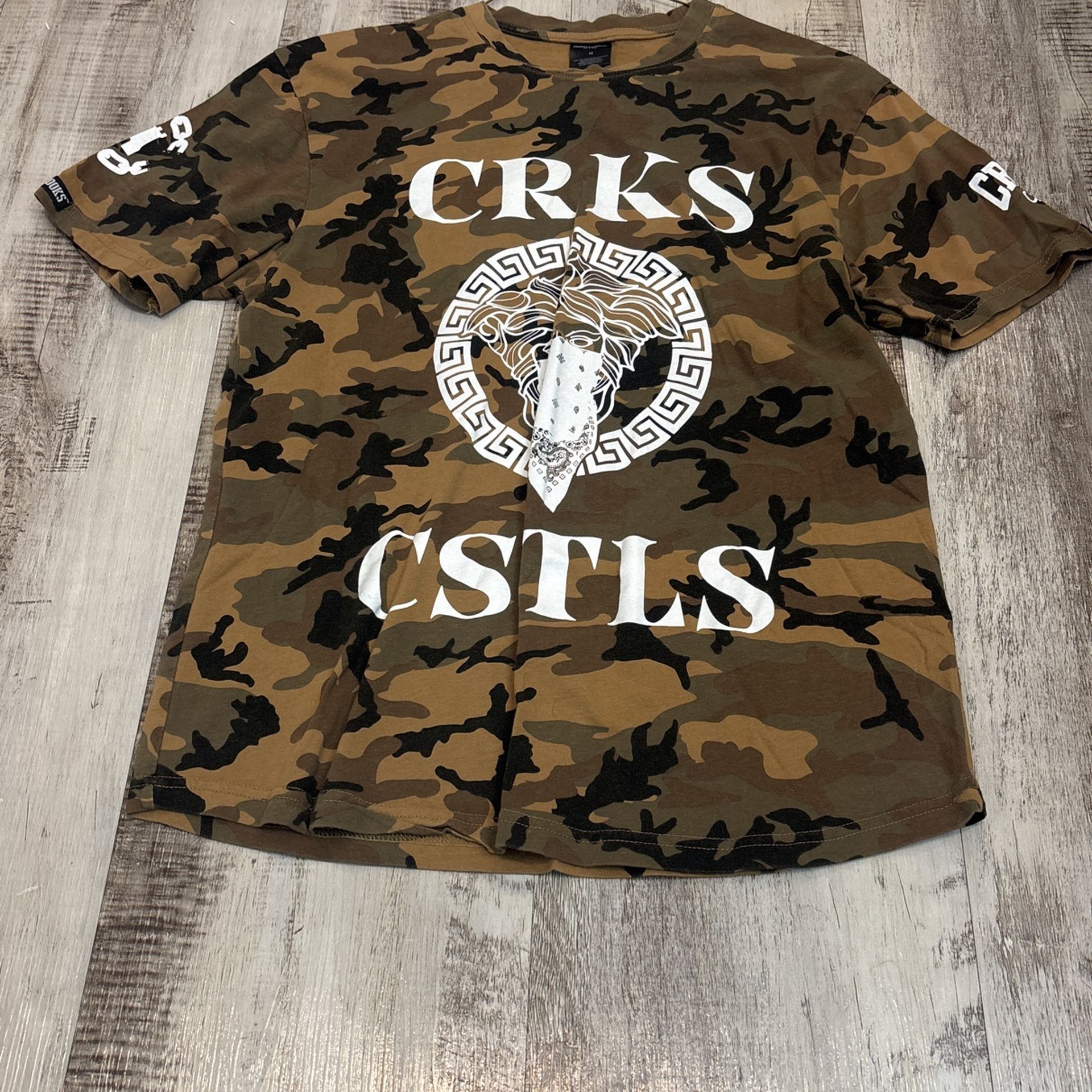 “Crooks & Castles Graphic Tee - Great Condition