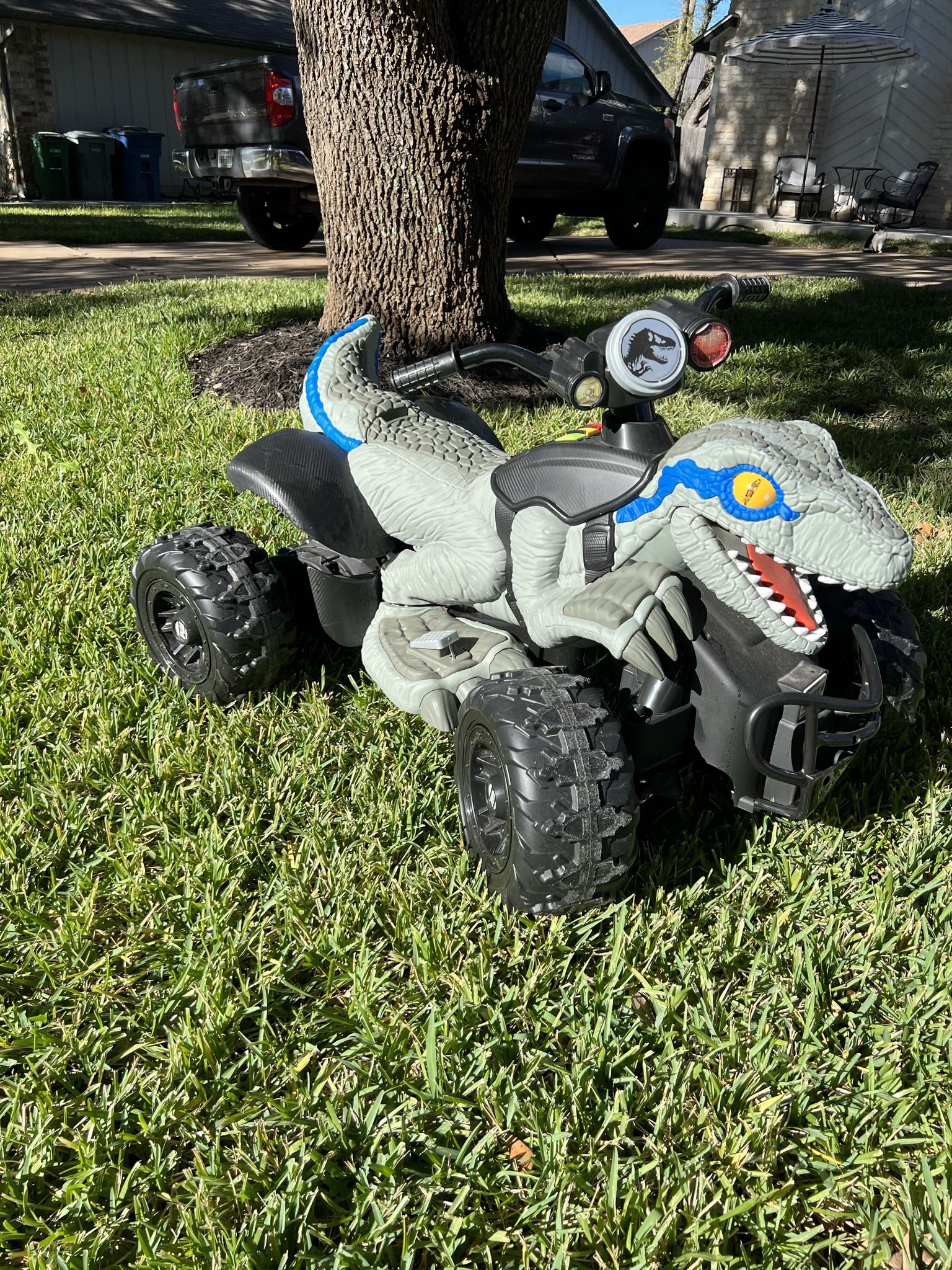 Power Wheels Jurassic World Dino Racer, Green 12V Ride On ATV for Kids ages 3 and up
