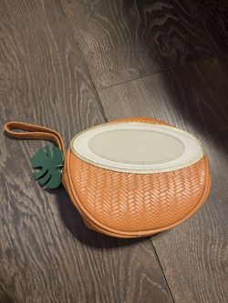 bath and body works cosmetic bag