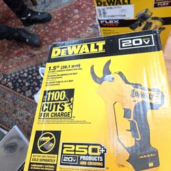 Dewalt Pruners