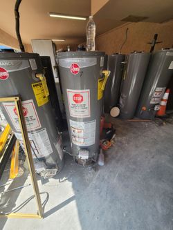 Used 28 gl water heater