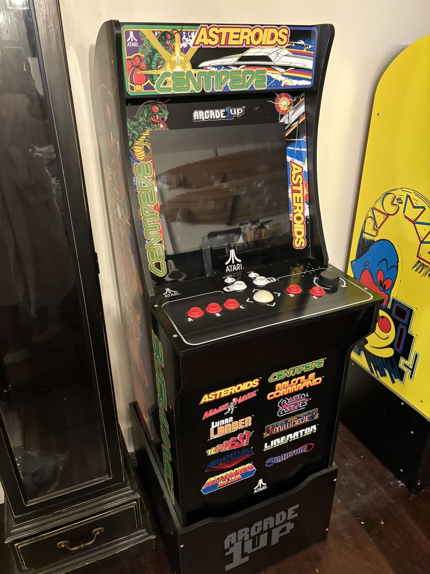 Vintage Centipede Machine