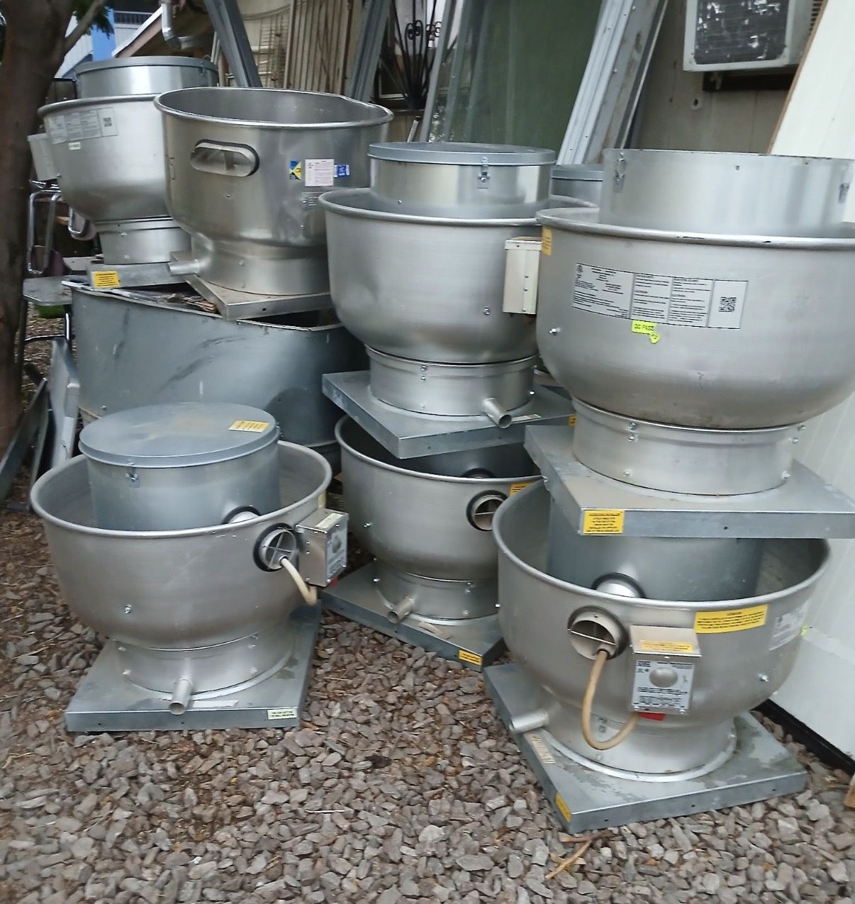 High-speed, direct-drive, three-phase restaurant centrifugal exhaust fans with variable frequency drive