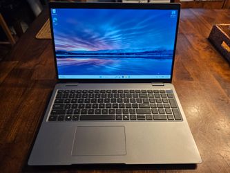 Dell Latitude 5550 Laptop
