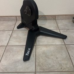 Tacx Flux S Indoor Trainer