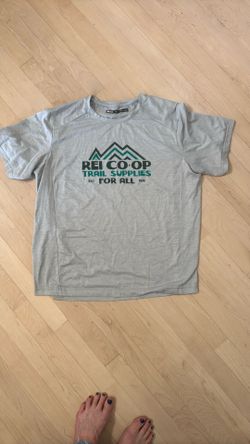 Men’s Large REI 