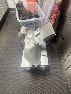 Avantco 512 12” meat slicer 5hp