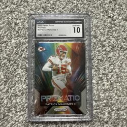 CGC 10 2023 Panini Prizm Prizmatic #2 Patrick Mahomes ll