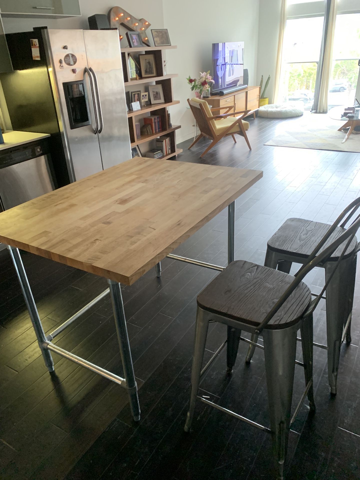 Boos Prep Table Kitchen island With Barstools