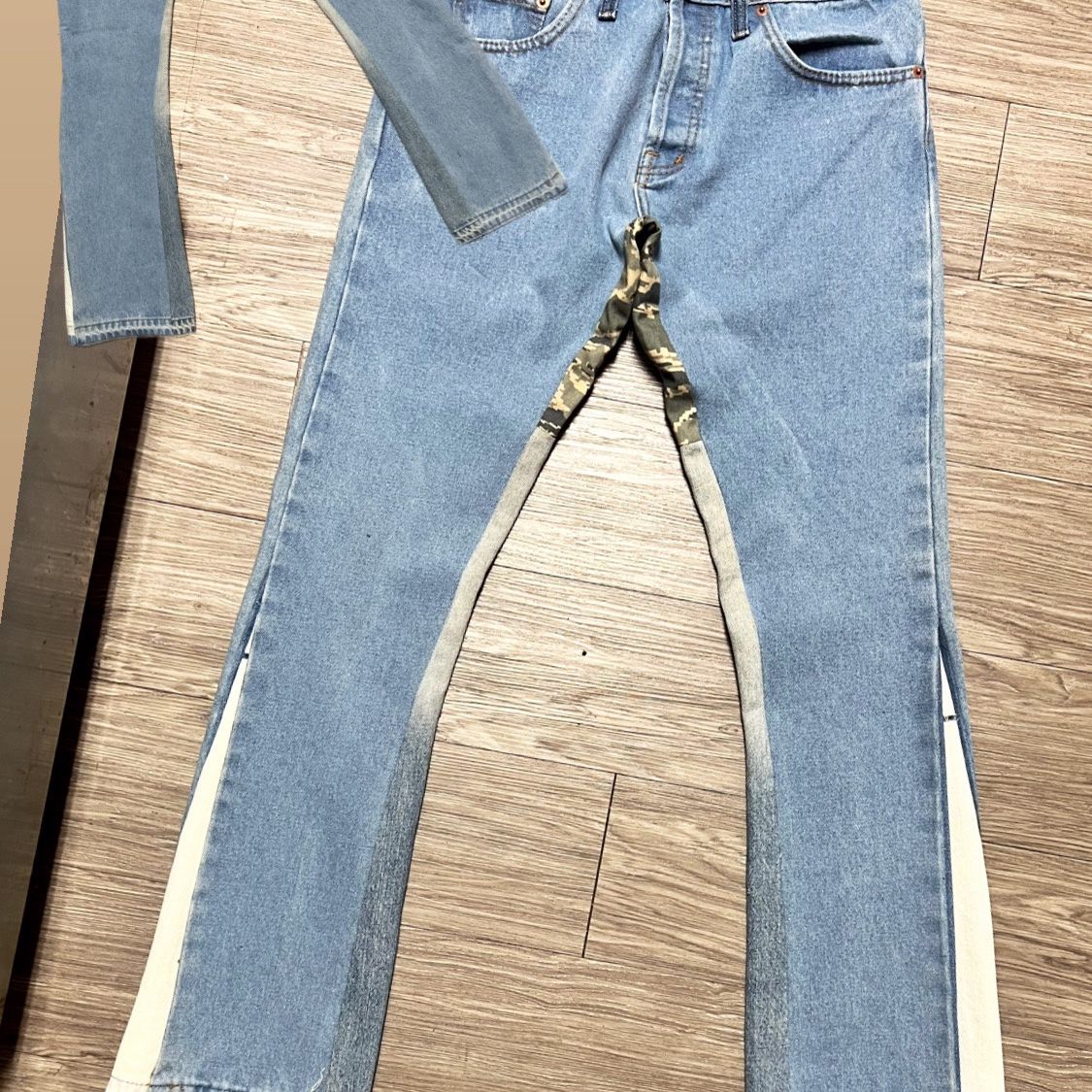 RSQ Womens Grey Skinny Jeans for Sale in Wilton, CA - OfferUp