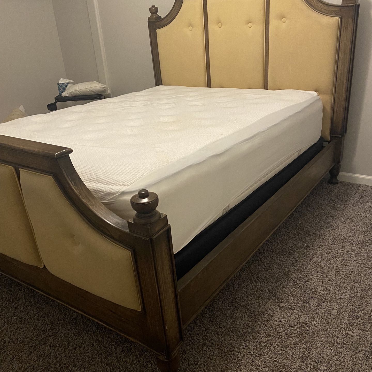 Queen Size Slay Bed 