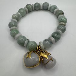 Green Jade Stretch Bracelet Natural Stone.