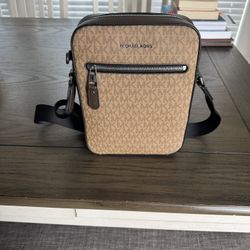 Michael Kors Varick Logo Flight Bag