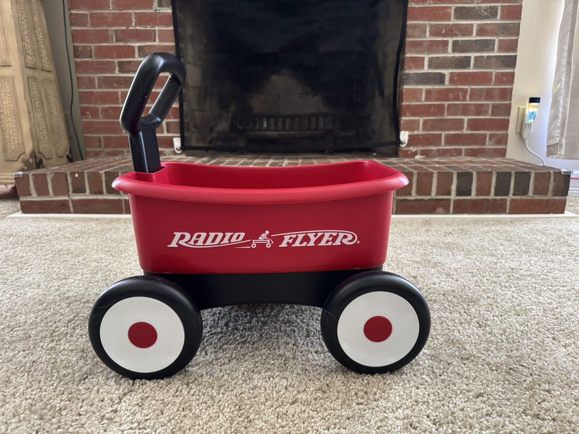 Radio Flyer Kids Wagon