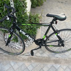 Vilano R2 Commuter Aluminum Road Bike 21 Speed 700c for Sale in