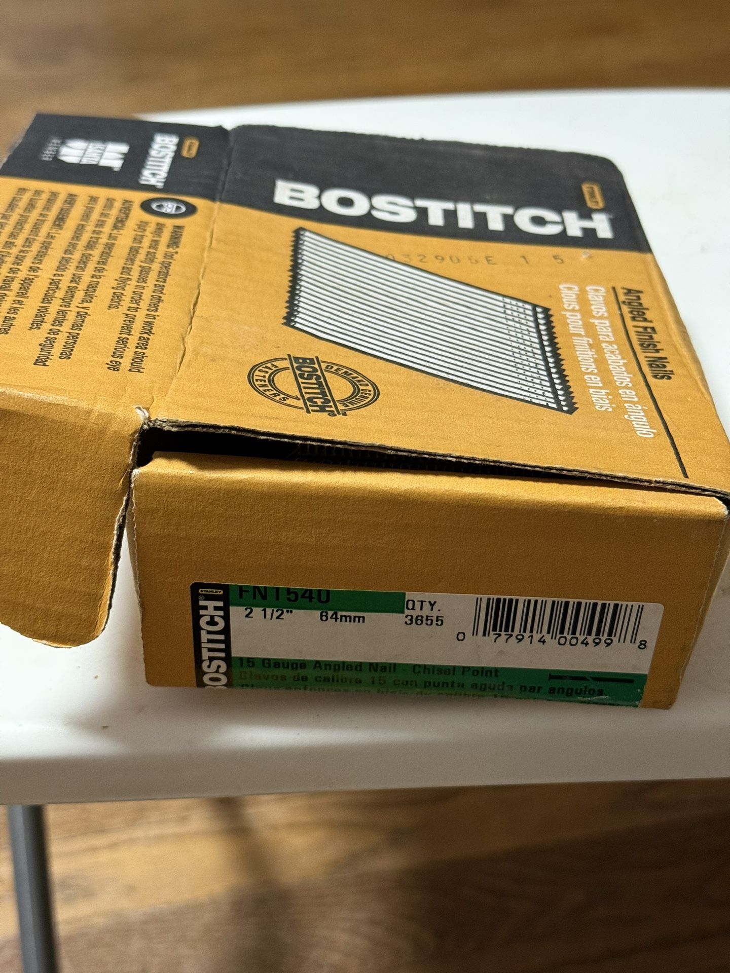 Bostitch 2-1/2 in. L X 15 Ga. 84mm Angled Strip Coated Finish Nails