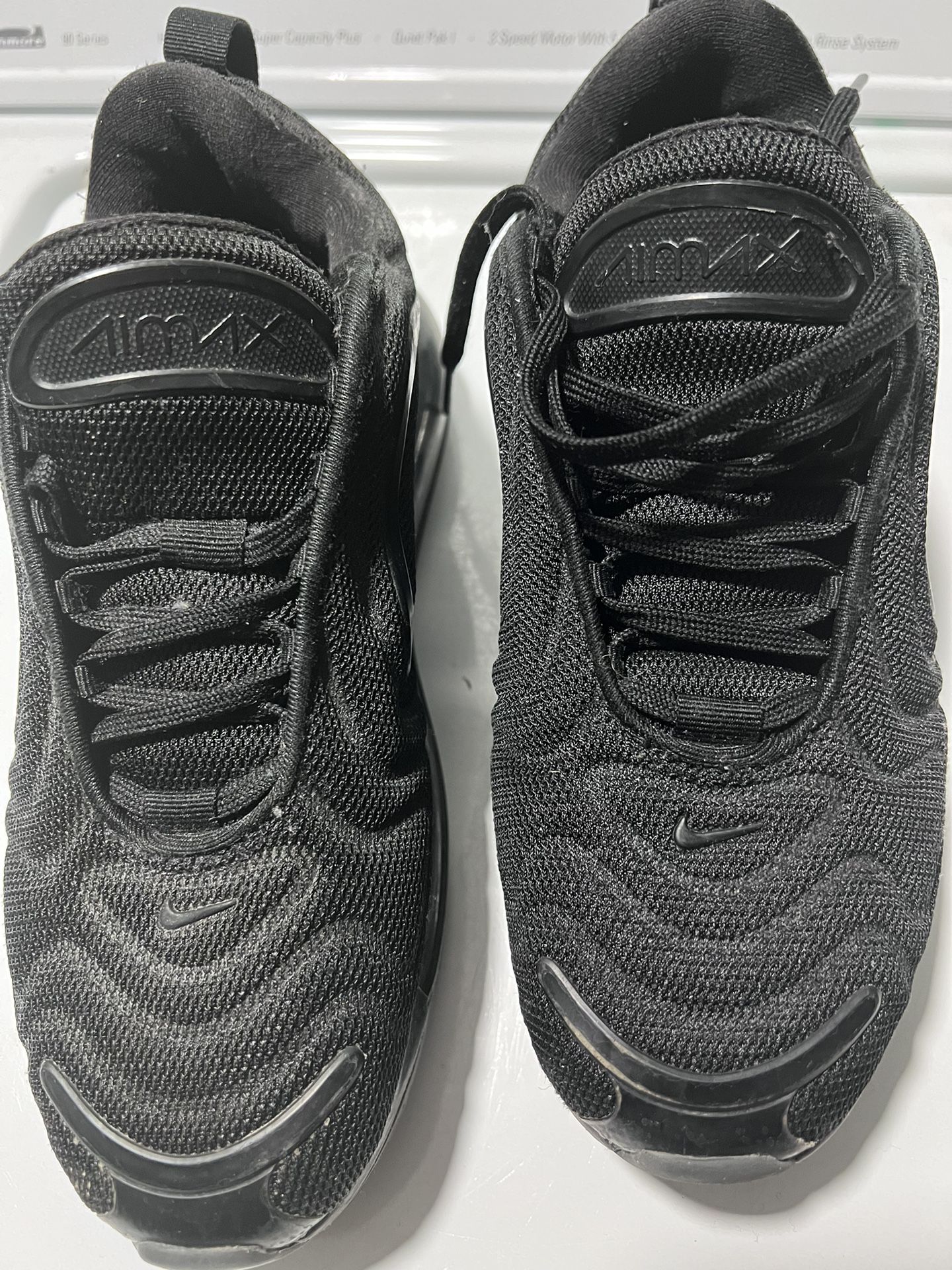 Nike Air Max 720 Black Mesh