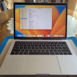 2017 Apple Macbook Pro 13" 7 Gen i5 3.6 GHz 16GB 256GB Laptop