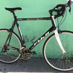 Fuji Acr2.0 Road Bike 