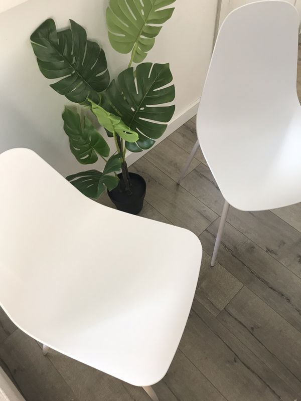 2 Article Svelti White Midcentury Chairs For In Pasadena Ca 2 Article Svelti White Midcentury Chairs Pasadena Ca