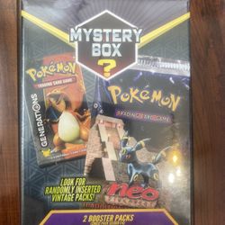 Pokemon 2021 Walgreens Mystery Box 2 Booster Packs + 1 Mystery Item! 🔥